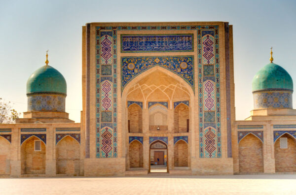 Travel to Tashkent - Uzbekistan ShutterstockBasic_1560457007